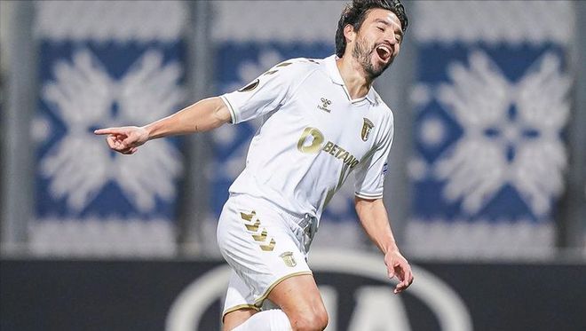 关于马拉加队实力雄厚，继续摆脱困境的信息